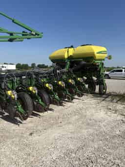 2011 John Deere 1770NT CCS Image