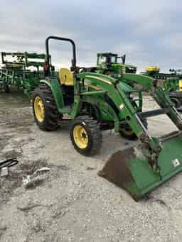 2005 John Deere 4720 Image