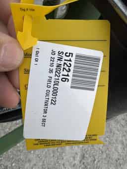 2004 John Deere 2210 Image