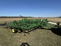 2007 John Deere 2210 Image