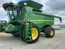 2013 John Deere S690 Image