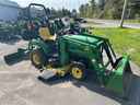 2004 John Deere 2210 Image