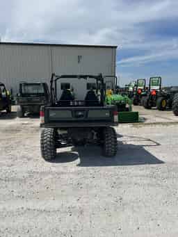 2017 John Deere XUV 825I OLIVE Image