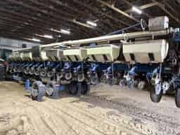 2016 Kinze 3600 Image