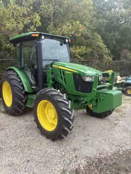 2025 John Deere 5075E Image