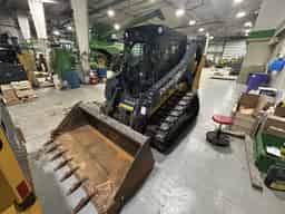 2023 John Deere 317G Image