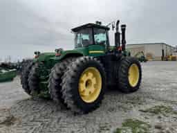 2011 John Deere 9330 Image