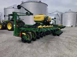 2025 John Deere 1795 Image