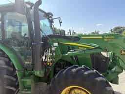 2022 John Deere 5125M Image