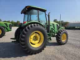 2013 John Deere 6140D Image