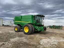 2022 John Deere S780 Image