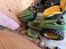 2023 John Deere X580 Image