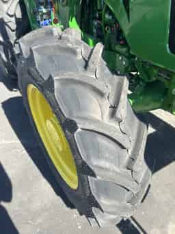 2024 John Deere 5075E Image