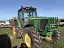 2004 John Deere 7220 Image