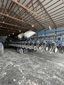 2014 Kinze 3600 Image