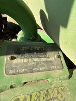2009 John Deere 608C Image