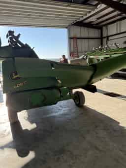 2009 John Deere 608C Image