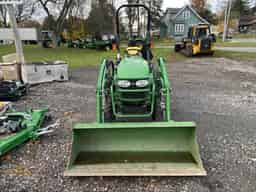 2008 John Deere 2320 Image