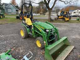 2008 John Deere 2320 Image
