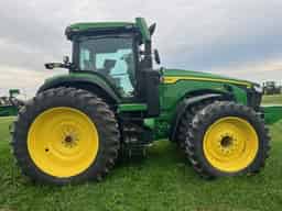 2024 John Deere 8R 340 Image