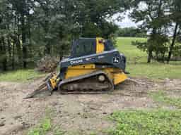 2021 John Deere 331G Image