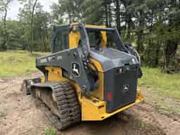 2021 John Deere 331G Image