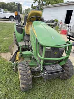 2020 John Deere 2025R Image