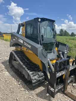 2023 John Deere 333G Image