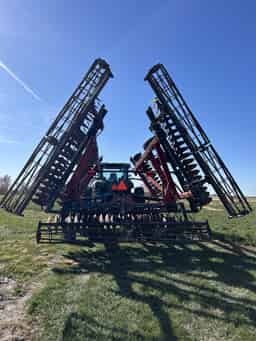 2016 Case IH 345 Image