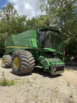 2021 John Deere S760 Image