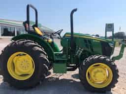 2022 John Deere 5055E Image