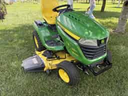 2019 John Deere X590 Image