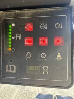 2004 Case 90XT Image