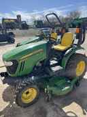 2015 John Deere 2025R Image