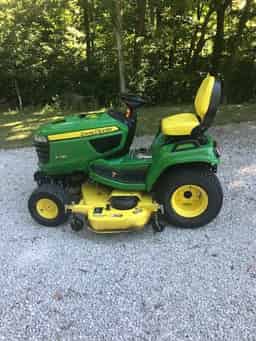 2018 John Deere X730 Image