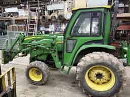 2005 John Deere 4520 Image