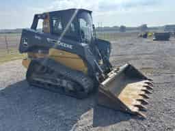 2021 John Deere 333G Image