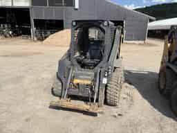 2022 John Deere 318G Image