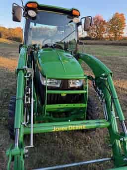 2018 John Deere 3046R Image
