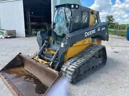 2019 John Deere 333G Image