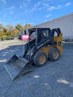 2022 John Deere 318G Image