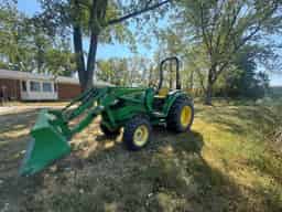 2019 John Deere 4052M Image