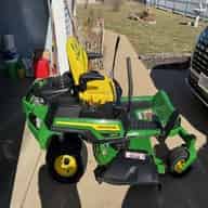 2023 John Deere Z320R Image