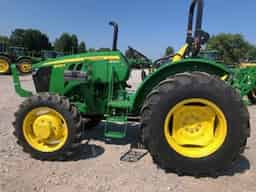 2022 John Deere 5055E Image