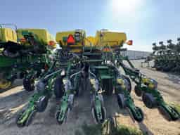 2014 John Deere 1790 Image