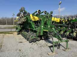 2014 John Deere 1790 Image
