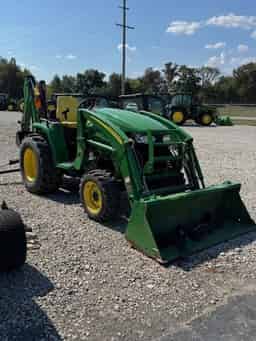 2013 John Deere 3320 Image