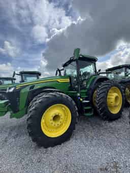 2024 John Deere 8R 410 Image