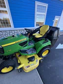 2015 John Deere X738 Image
