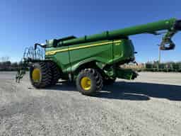 2022 John Deere X9 1000 Image